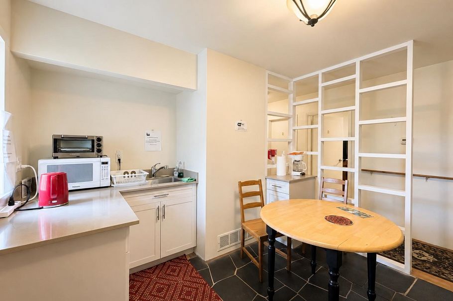 796 W 42ND AVE, Vancouver BC V5Z 2N9 Vancouver, BC - 2