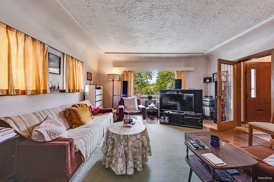 96 W 16th Avenue Vancouver, BC - 20