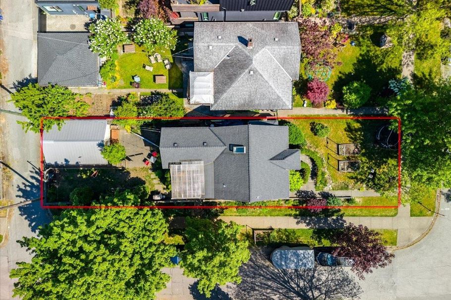 2607 E 5th Avenue Vancouver, BC - 36