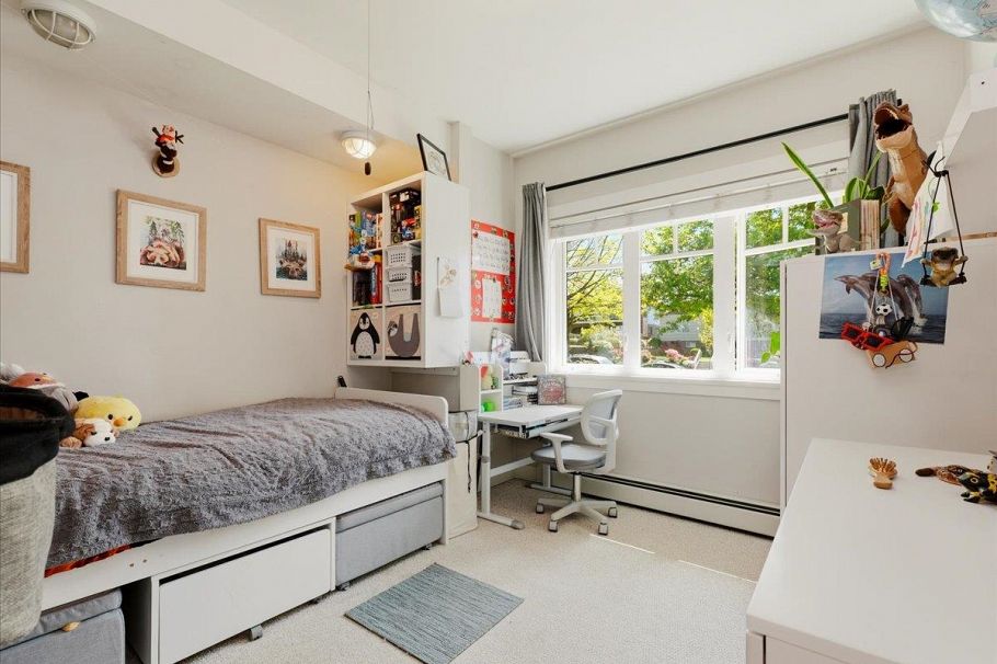 2607 E 5th Avenue Vancouver, BC - 17