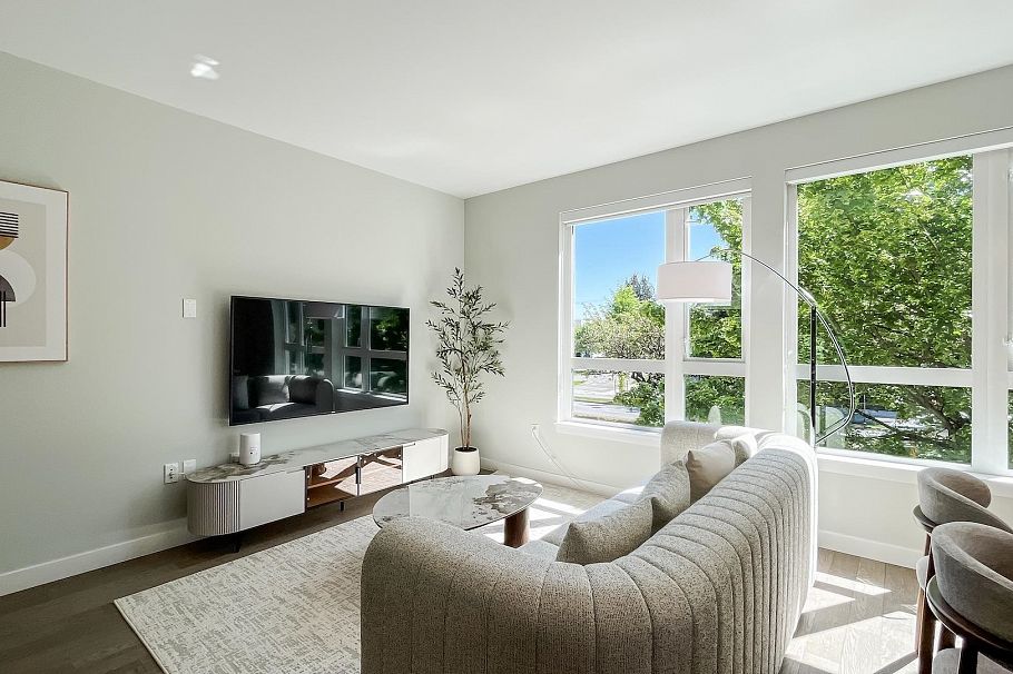 208 4080 Yukon Street Vancouver, BC - 9