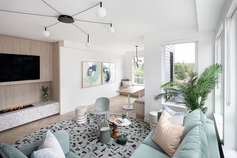 420 2450 Garden Drive Vancouver, BC - 20