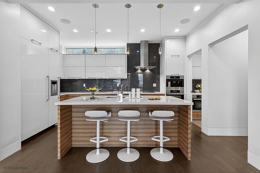 4350 Locarno Crescent Vancouver, BC - 9