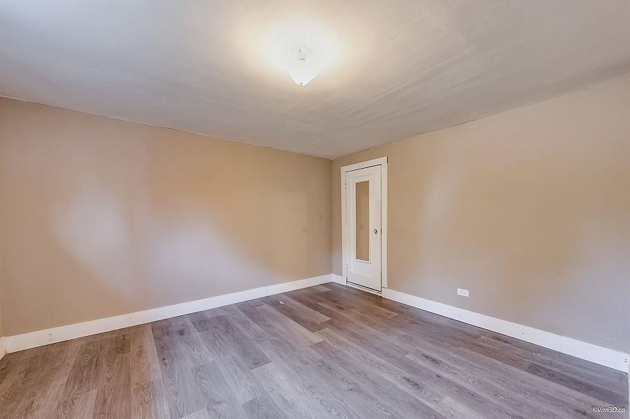 96 W 16th Avenue Vancouver, BC - 30
