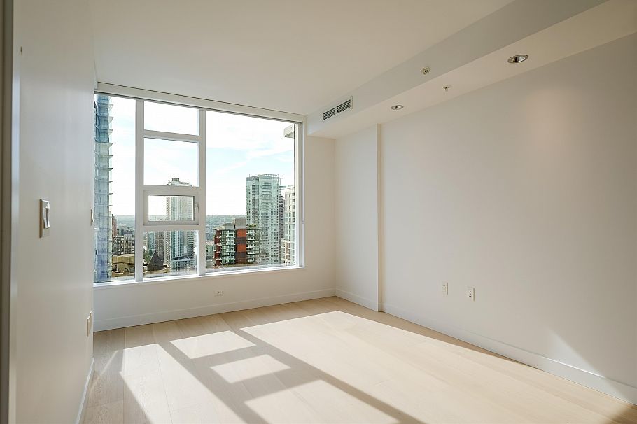 2710 1289 Hornby Street Vancouver, BC - 10