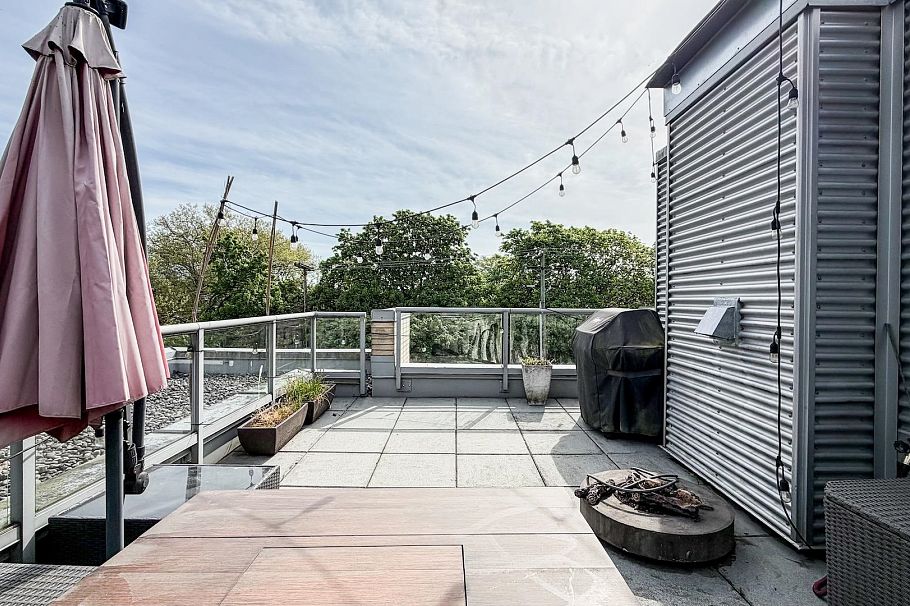 390 E 11TH AVE, Vancouver BC V5T 4V9 Vancouver, BC - 26