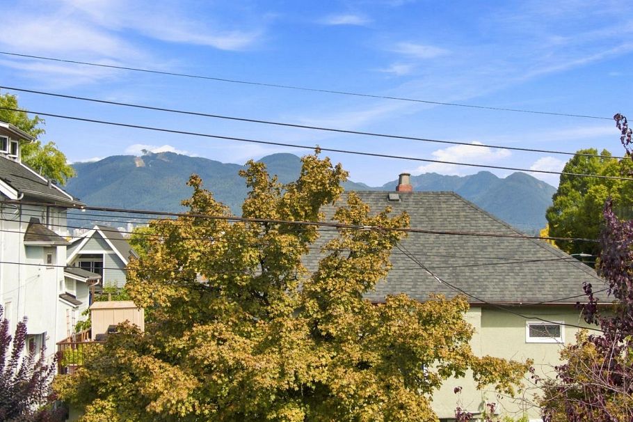 1970 Adanac Street Vancouver, BC - 8