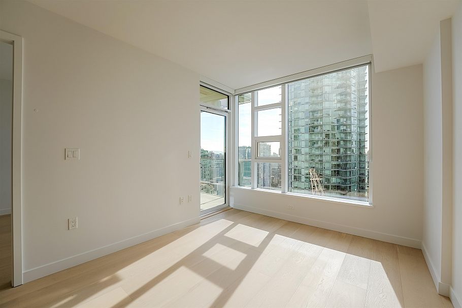 2710 1289 Hornby Street Vancouver, BC - 12