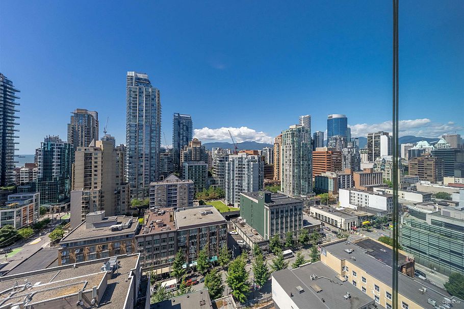 2204 1255 Seymour Street Vancouver, BC - 5