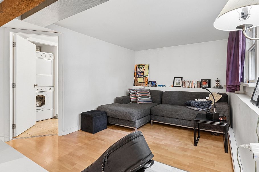 559 W 18th Avenue Vancouver, BC - 34