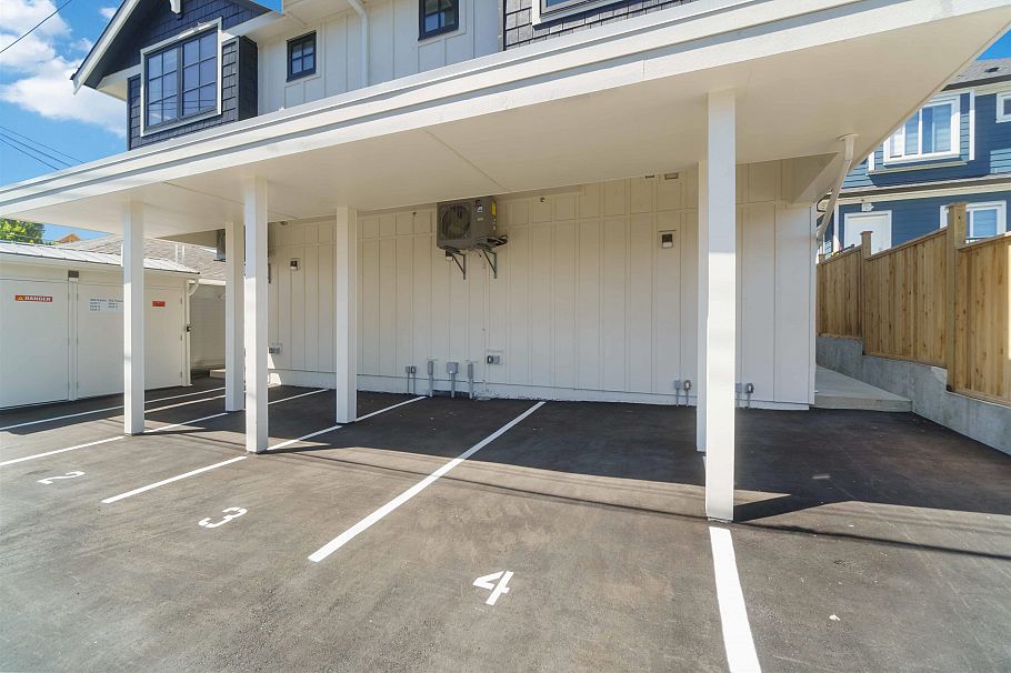 1 550 Kaslo Street Vancouver, BC - 29