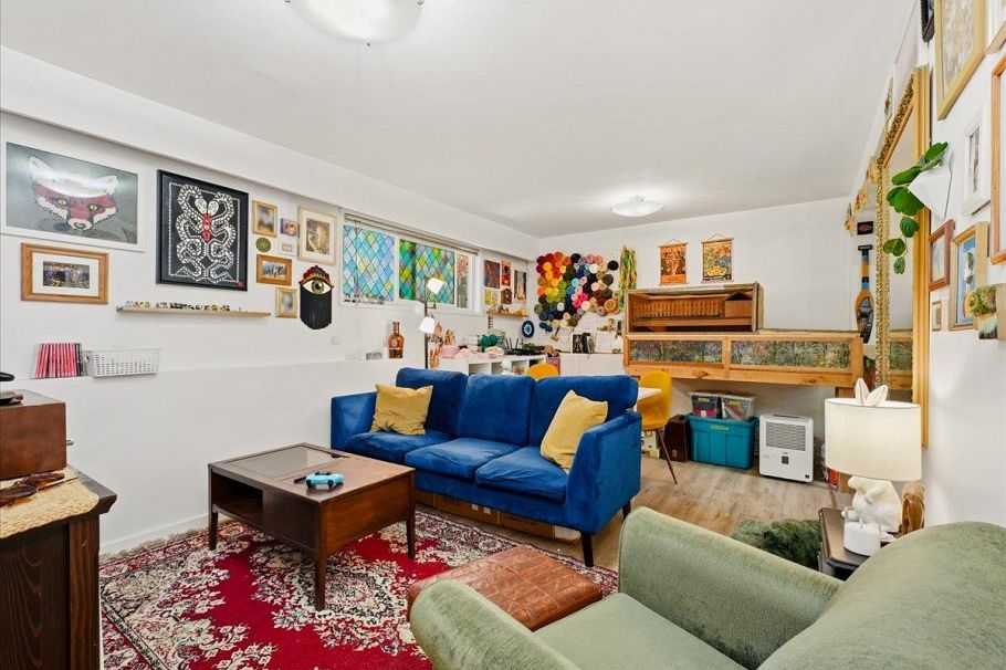 2607 E 5th Avenue Vancouver, BC - 28