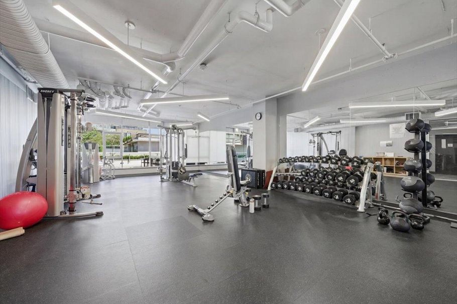 1002 3438 Sawmill Crescent Vancouver, BC - 34