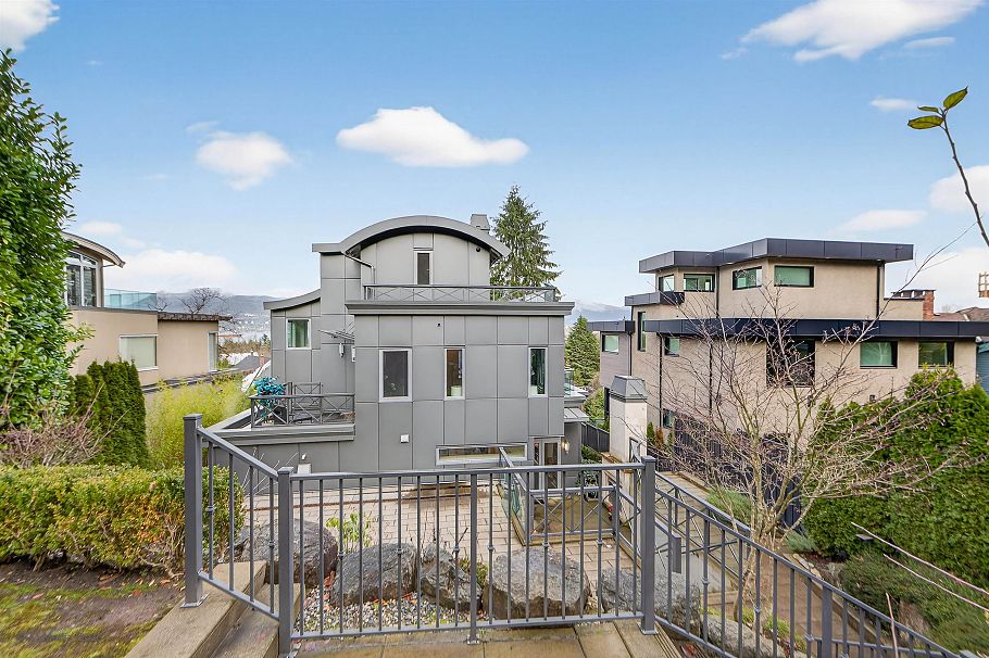 4350 Locarno Crescent Vancouver, BC - 28