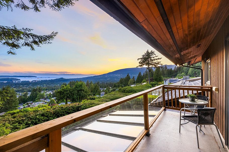 187 Rondoval Crescent North Vancouver, BC - 22