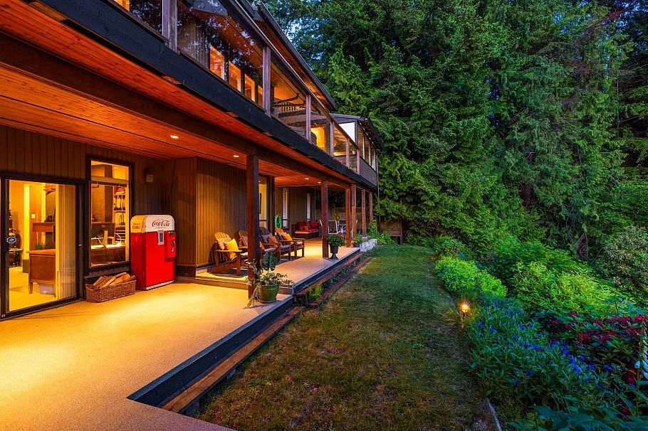 187 Rondoval Crescent North Vancouver, BC - 30