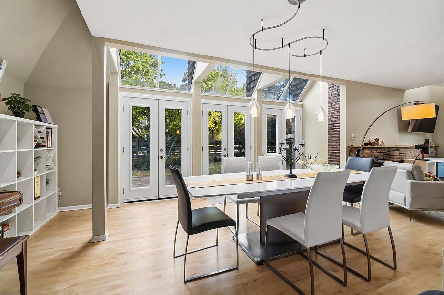 7625 Borden Street Vancouver, BC - 1