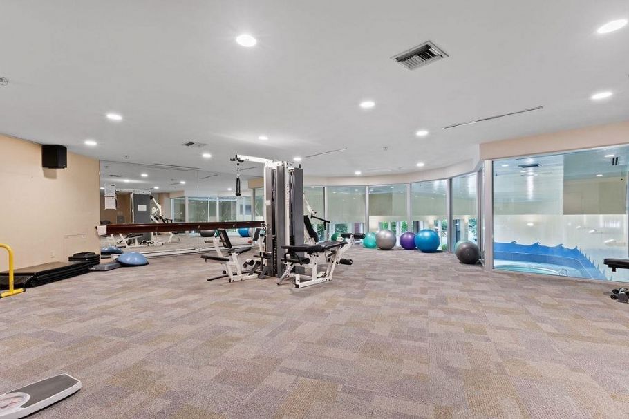 702 1099 Marinaside Crescent Vancouver, BC - 34