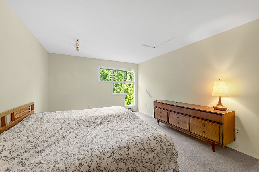 303 3373 Capilano Crescent North Vancouver, BC - 25