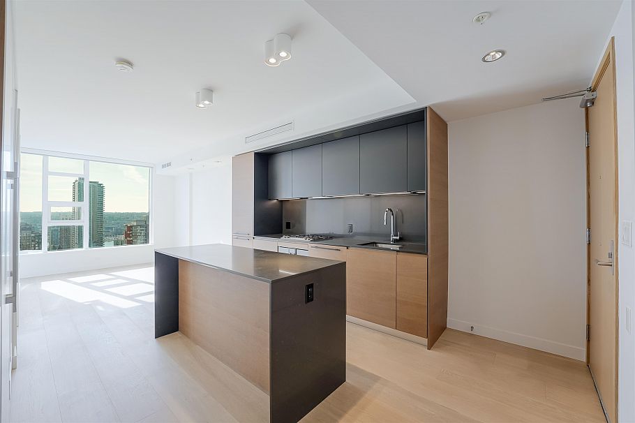 2710 1289 Hornby Street Vancouver, BC - 1