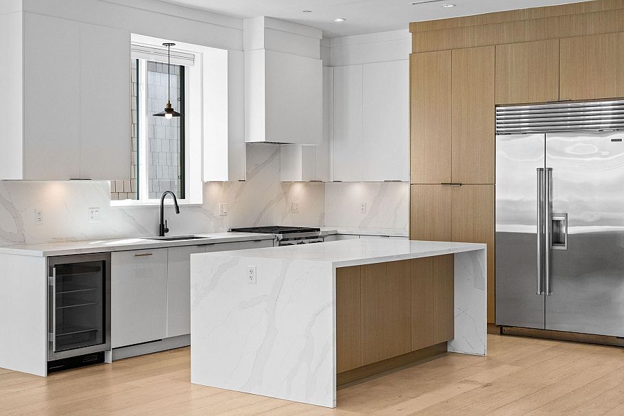 3123 W 16th Avenue Vancouver, BC - 12