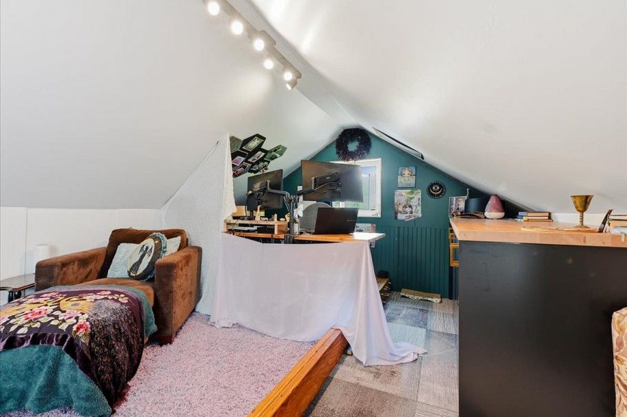 2607 E 5th Avenue Vancouver, BC - 19