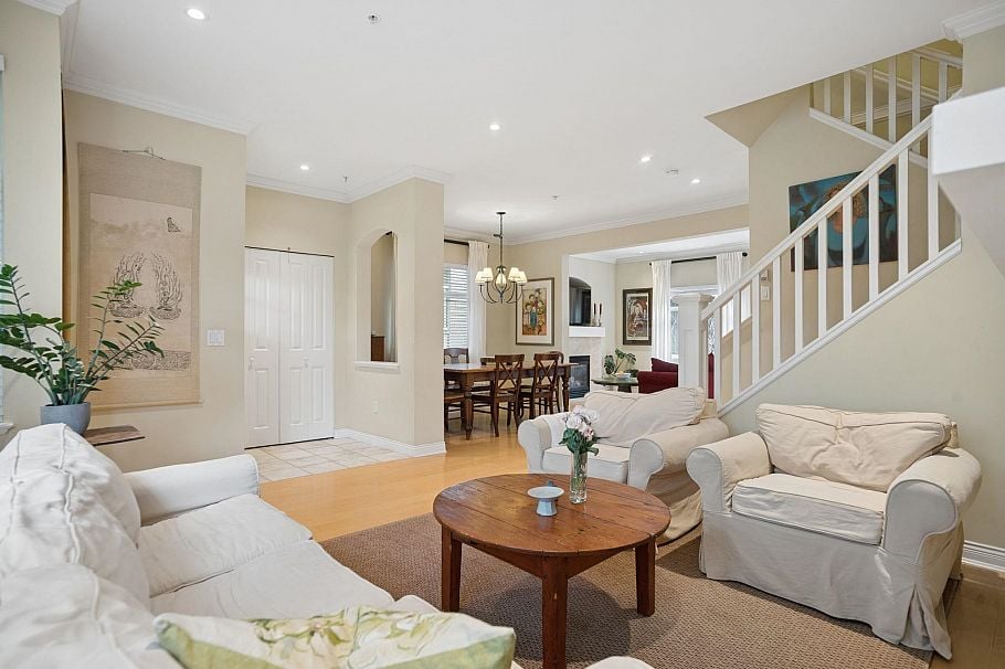 5380 Larch Street Vancouver, BC - 5