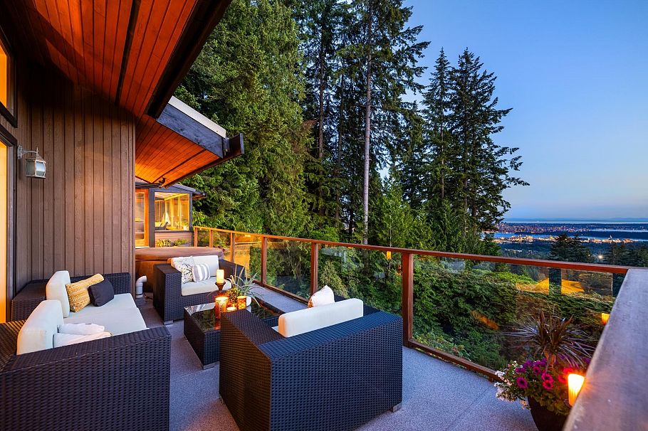 187 Rondoval Crescent North Vancouver, BC - 32