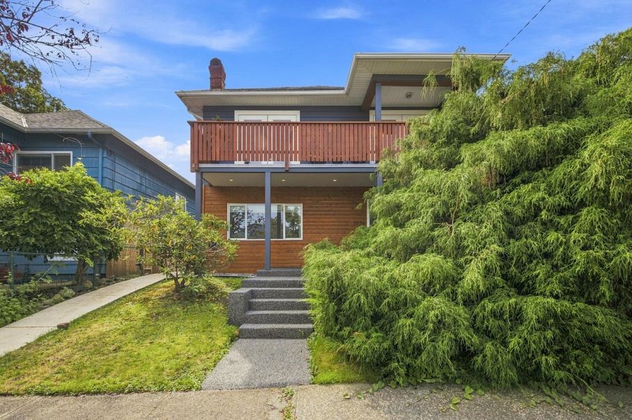 1970 Adanac Street Vancouver, BC - 3
