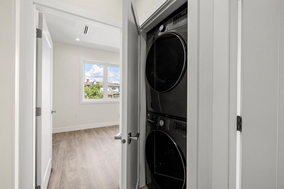 1 2528 Turner Street Vancouver, BC - 28