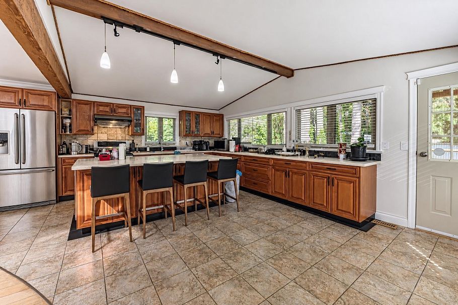 1130 Handsworth Road North Vancouver, BC - 10