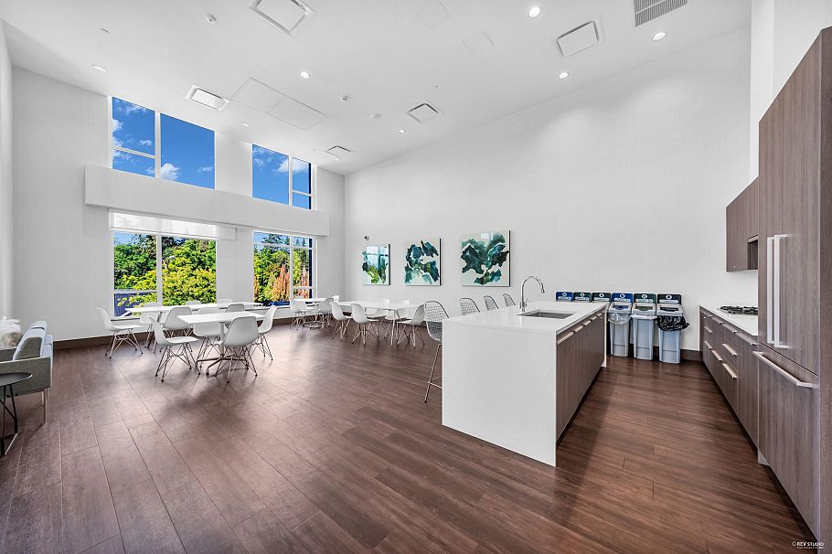 405 2785 Library Lane North Vancouver, BC - 18