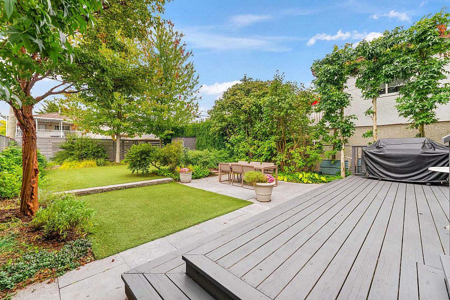 739 E 24th Avenue Vancouver, BC - 32