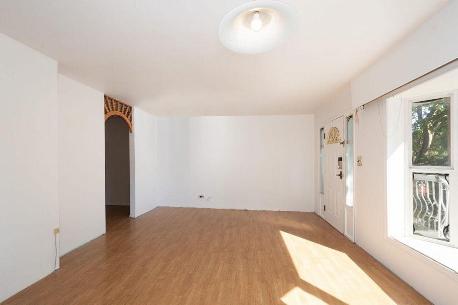 1777 E 4th Avenue Vancouver, BC - 4
