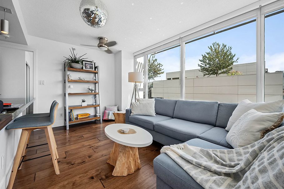 502 688 Abbott Street Vancouver, BC - 11