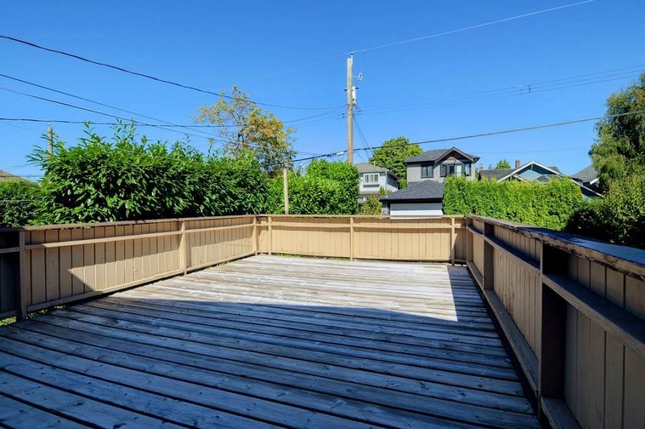 2941 W 42nd Avenue Vancouver, BC - 3