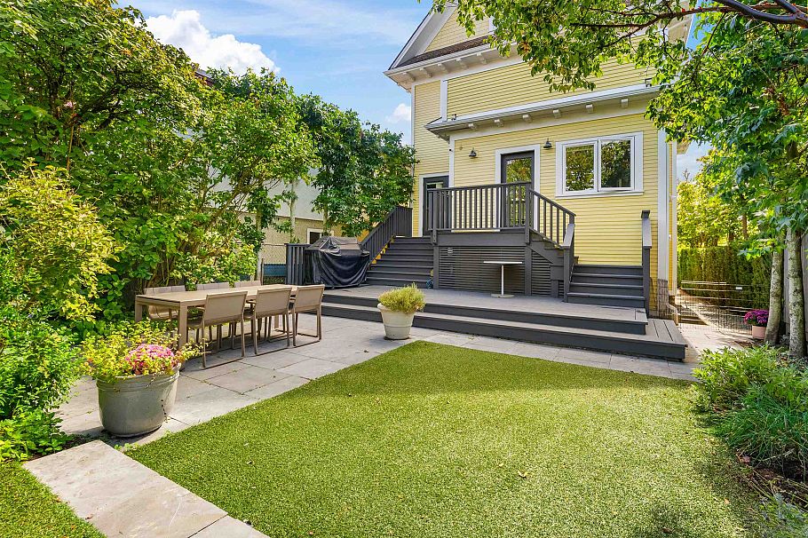 739 E 24th Avenue Vancouver, BC - 30