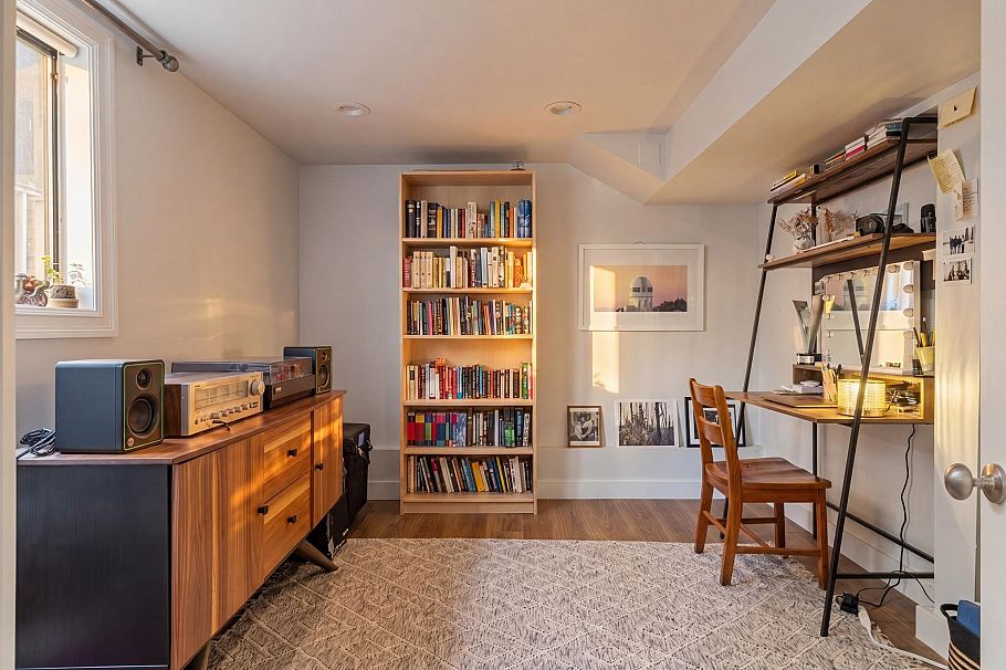 1544 E 13th Avenue Vancouver, BC - 26