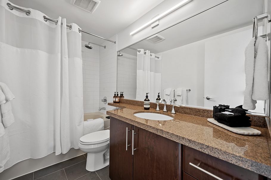 502 688 Abbott Street Vancouver, BC - 29