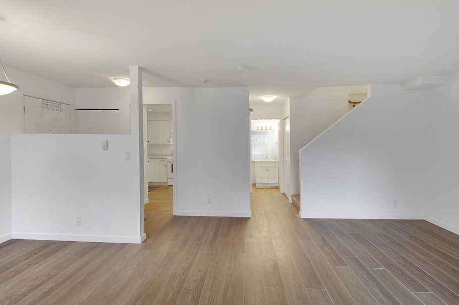 3380 Marquette Crescent Vancouver, BC - 11
