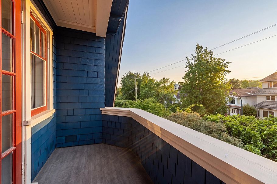 1544 E 13th Avenue Vancouver, BC - 15