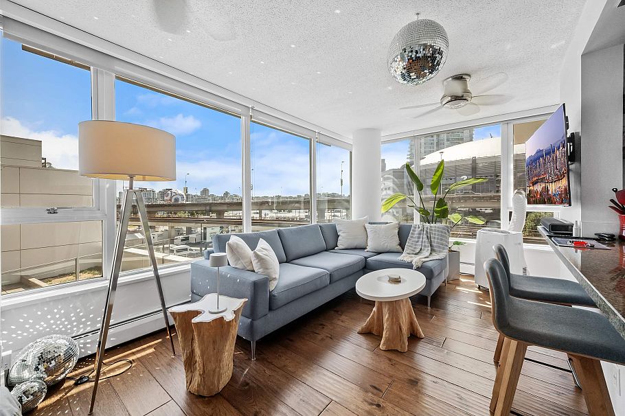 502 688 Abbott Street Vancouver, BC - 8