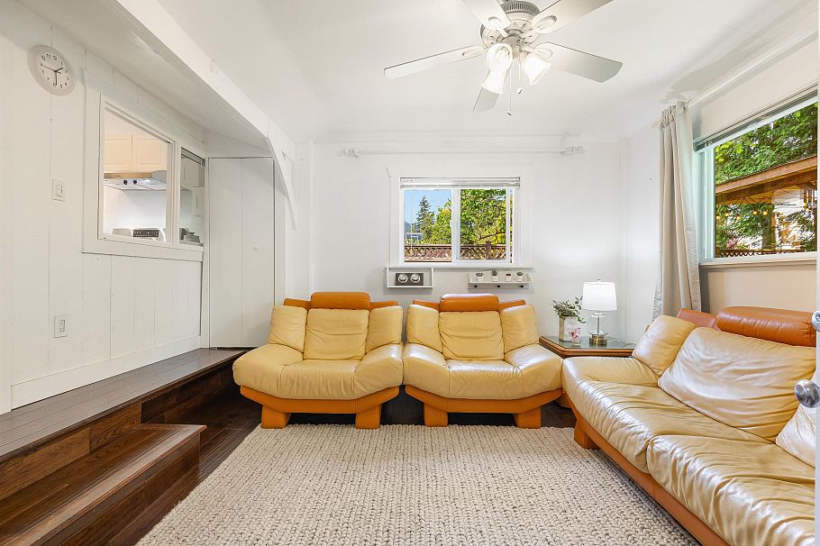 2306 William Avenue North Vancouver, BC - 11