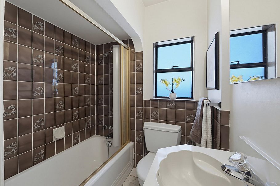 2546 Napier Street Vancouver, BC - 15