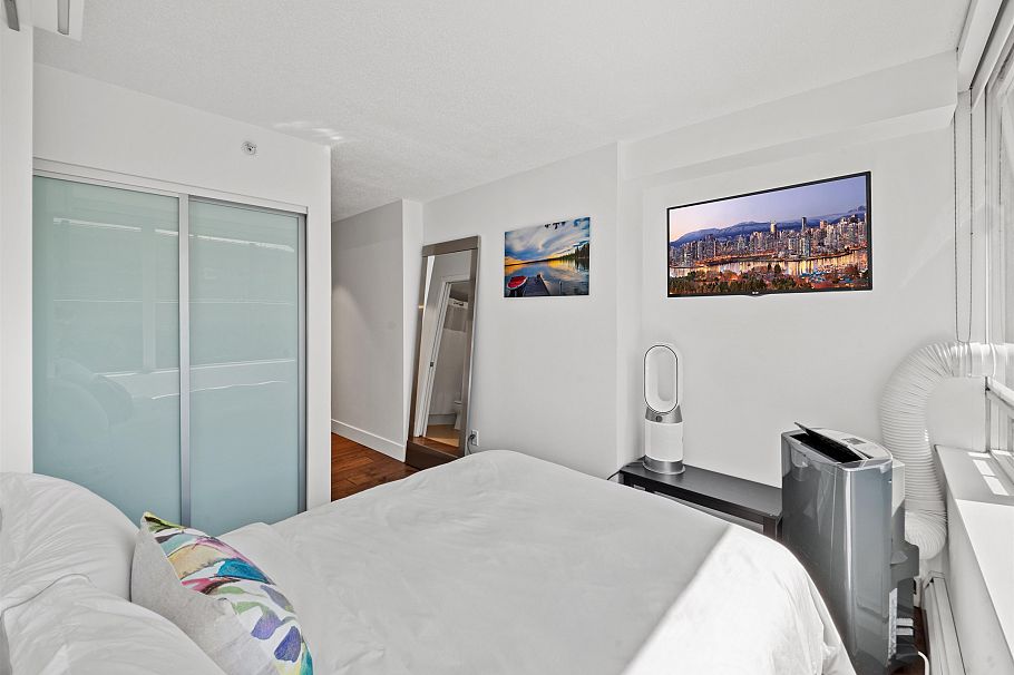 502 688 Abbott Street Vancouver, BC - 35