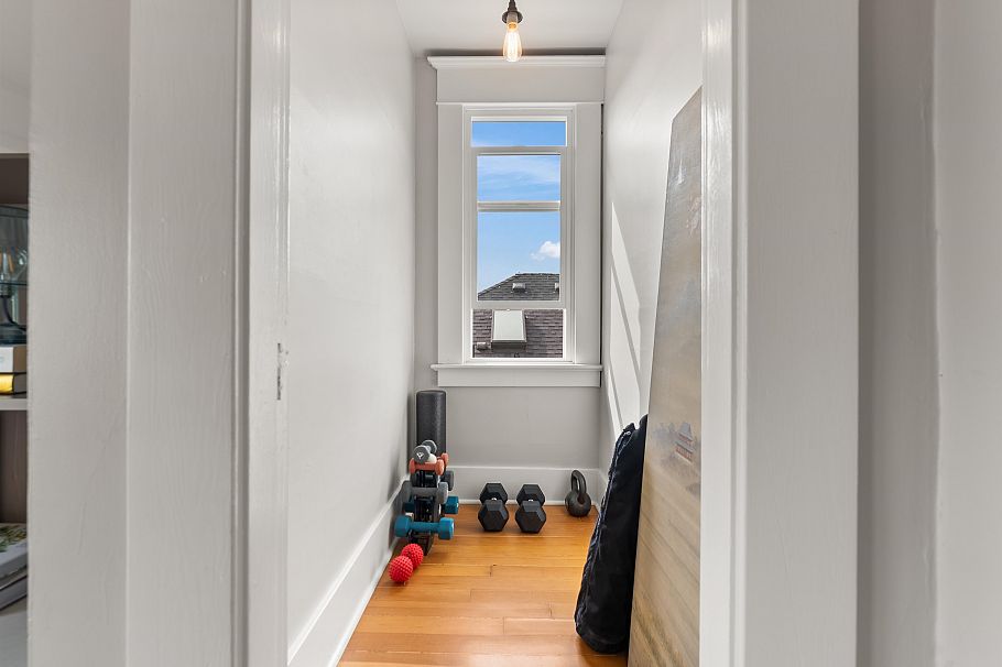 739 E 24th Avenue Vancouver, BC - 29