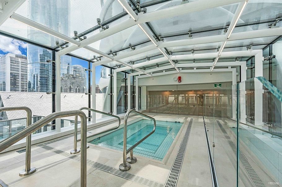 1033 Nelson Street Vancouver, BC - 25