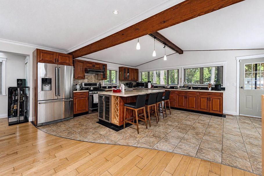 1130 Handsworth Road North Vancouver, BC - 9