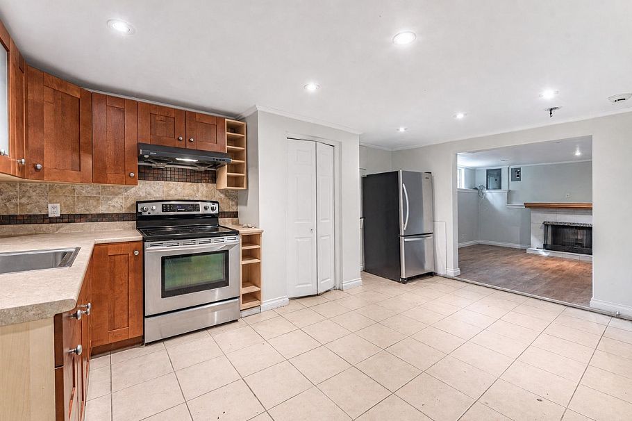 1130 Handsworth Road North Vancouver, BC - 17