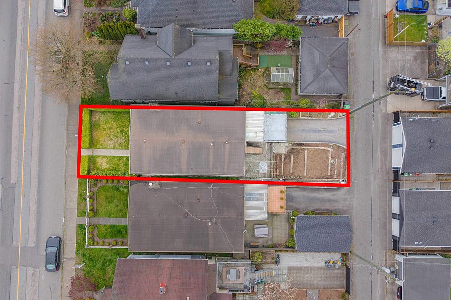 2663 Dundas Street Vancouver, BC - 29